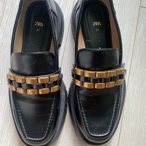 MOVING SALE 🌿 Zara Embellished Lug Sole Loafers